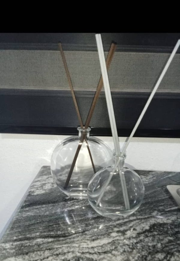 250ml Oval Full Moon Diffuser Bottle - Image 3